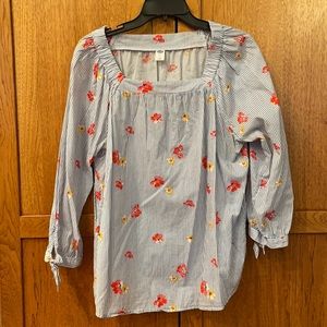 CLOSET CLEAN OUT!! Old Navy blouse